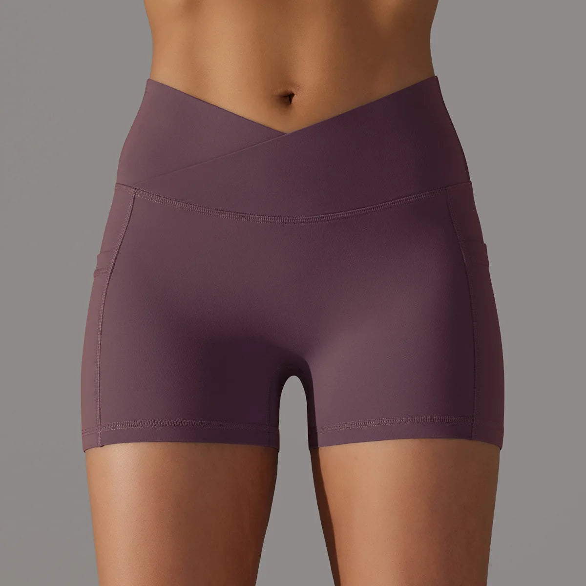 Custom Nude V Waist Women Sports Pants Elastic Fitness Shorts Peach Hip Scruch Butt Soft Pocket Quick Dry Yoga Shorts for Women